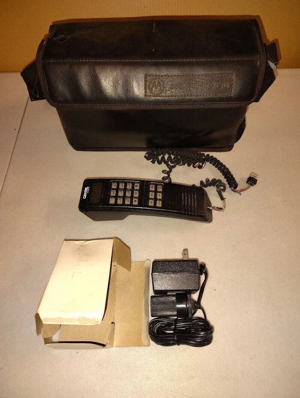 Vintage Motorola Centel Bag Phone - Retro Brick Cell Phone Prop - Parts/Repair